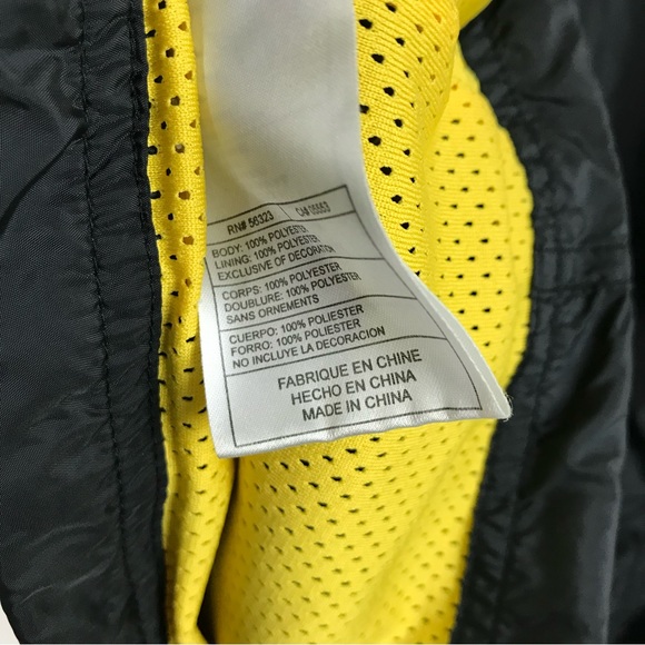 Nike Live String Hooded Windbreaker - Picture 4 of 5